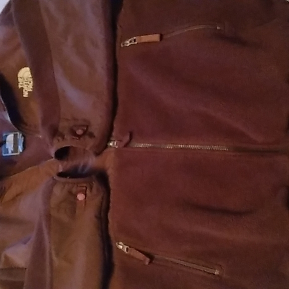 The North Face Boys XL brown jacket - Picture 5 of 6